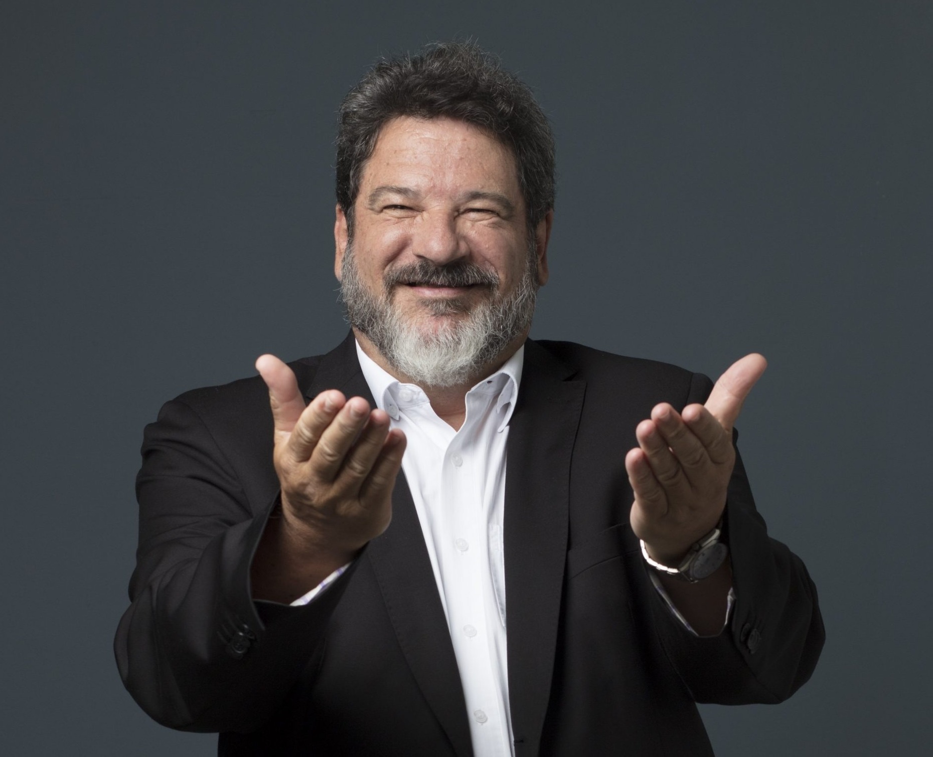 CDL Volta Redonda promove palestra com Mario Sergio Cortella no Cine 9 de Abril