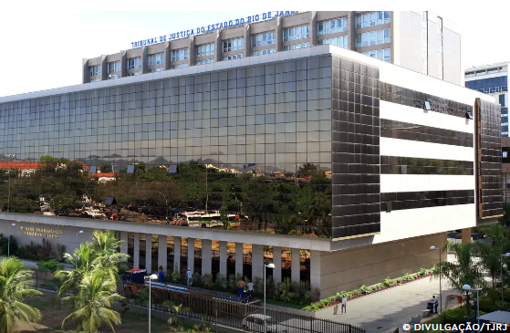 OAB-RJ e TJ-RJ definem medidas no combate ao golpe do falso advogado