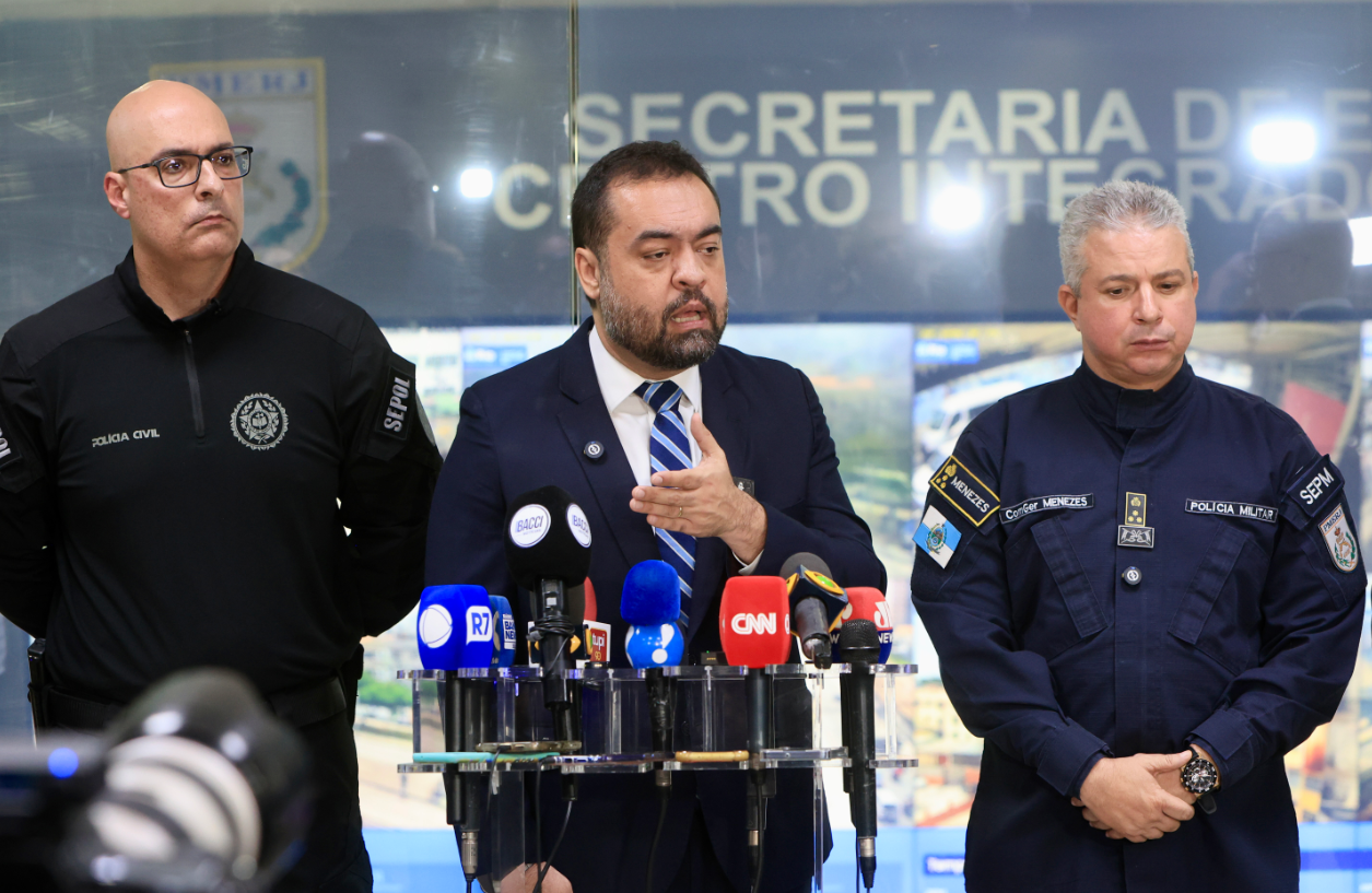 Ação integrada no Rio prende 81 suspeitos e apreende quase 100 fuzis em um dia