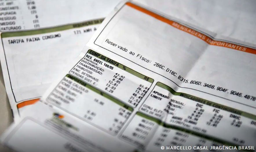 Aneel mantém bandeira para vermelha 1 na conta de luz em novembro