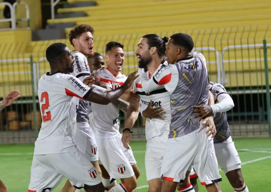 Volta Redonda perde para o Botafogo-SP no Raulino e se complica ainda mais na luta contra o rebaixamento