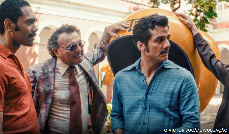 Brasil brilha no Globo de Ouro: O Agente Secreto vence como melhor filme estrangeiro e garante prêmio a Wagner Moura