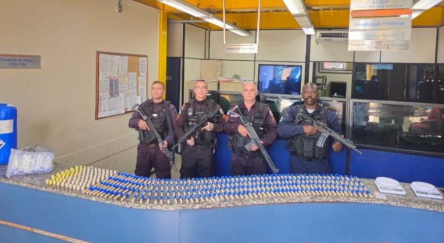 Grande quantidade de drogas ligada ao TCP é apreendida em Barra Mansa