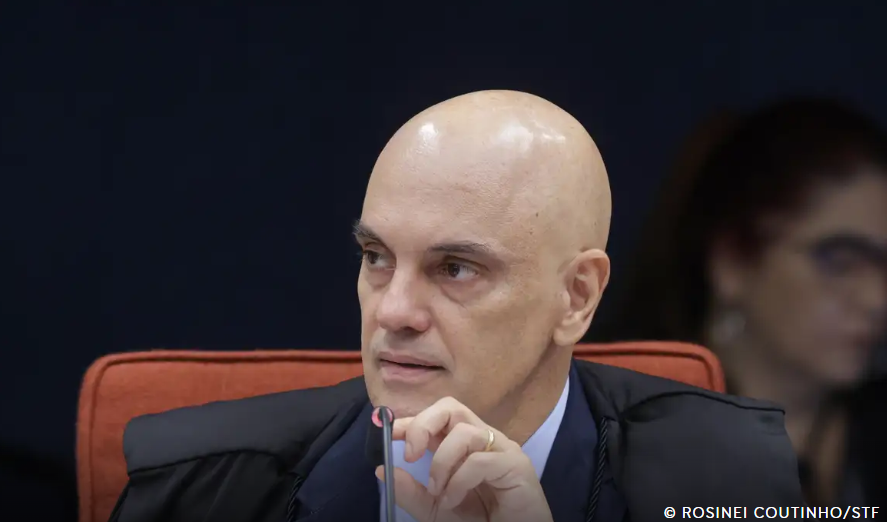 Moraes determina transferência de Bolsonaro para Papudinha