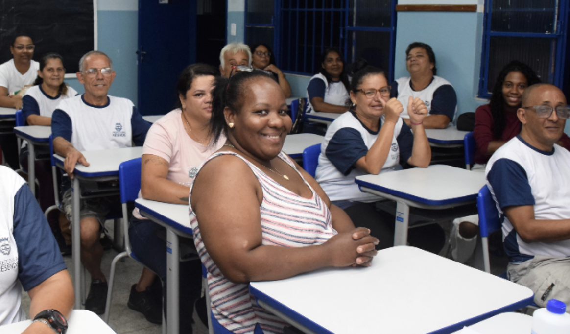 Resende abre matrículas para Educação de Jovens e Adultos em 2026