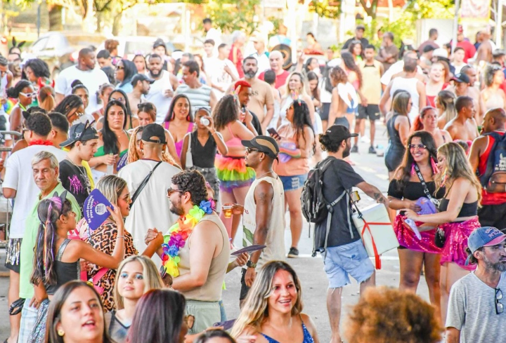 Carnaval de Resende tem fim de semana animado e segue com programação até terça-feira