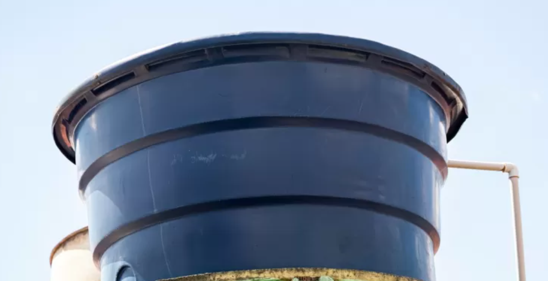 Quatis lança programa Caixa D’Água Social para famílias de baixa renda