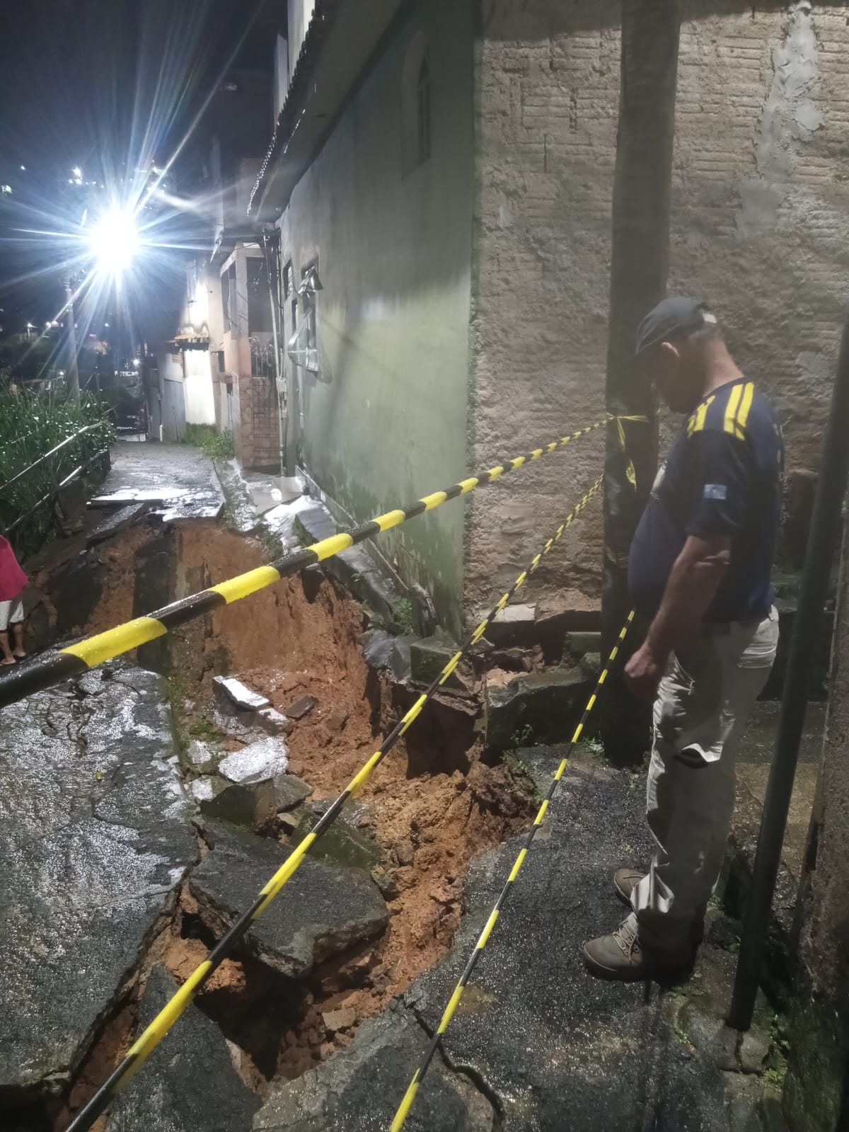 Chuvas intensas mobilizam força-tarefa e ampliam assistência social em Volta Redonda