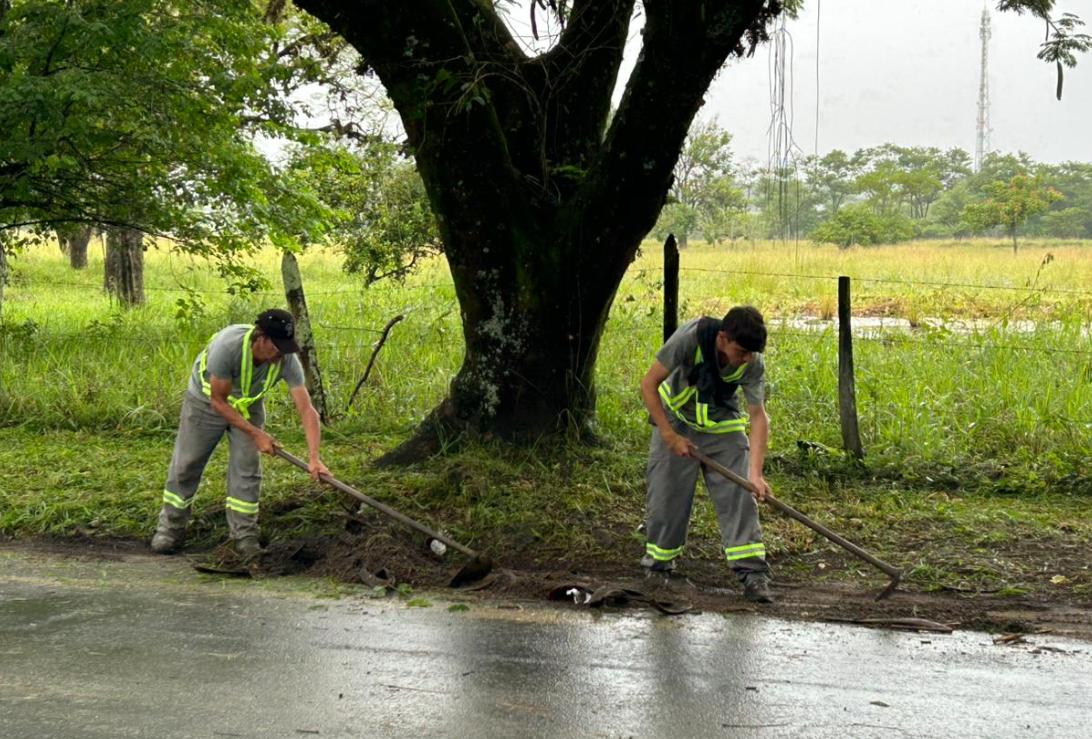 Itatiaia retoma capina e roçada com novo modelo de gestão e foco em resultados
