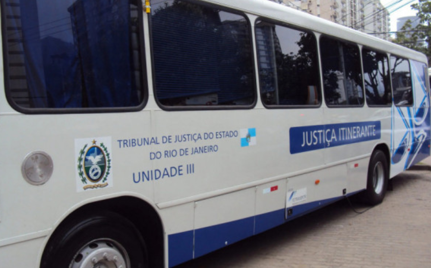 Ônibus da Justiça Itinerante atende moradores de Quatis nesta sexta-feira (17)