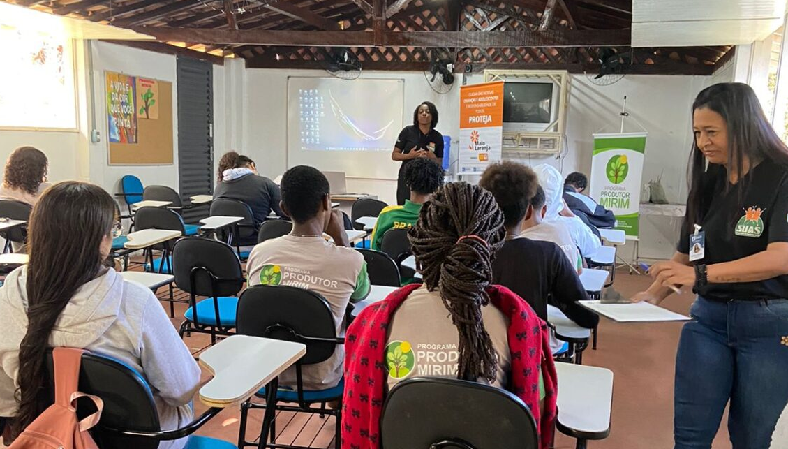 Quatis reforça campanha Maio Laranja e mobiliza população contra abuso infantil