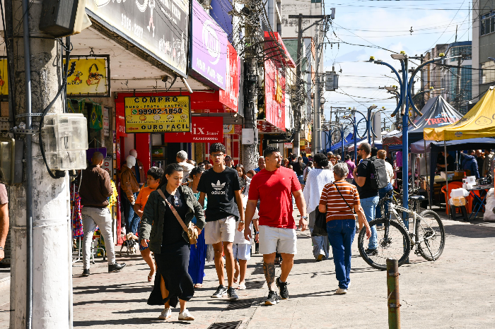Sábado de Compras terá programação especial pelo Dia dos Pais em Resende