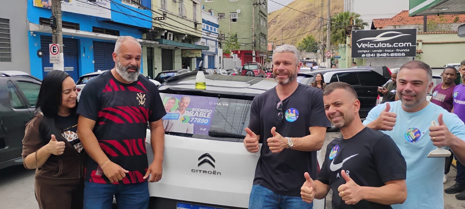 Rodrigo Drable inicia campanha para deputado estadual com adesivaço em Barra Mansa