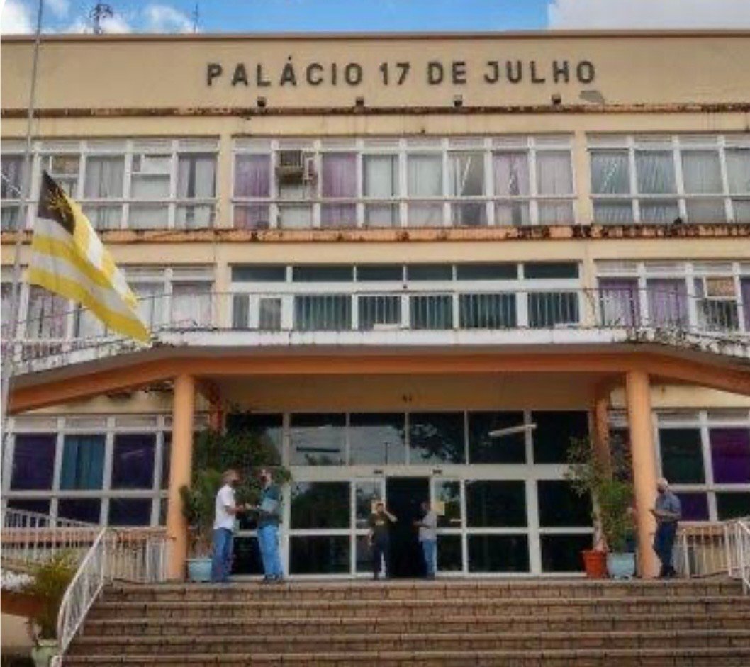 Volta Redonda antecipa salários para 28 de outubro e muda folga dos servidores