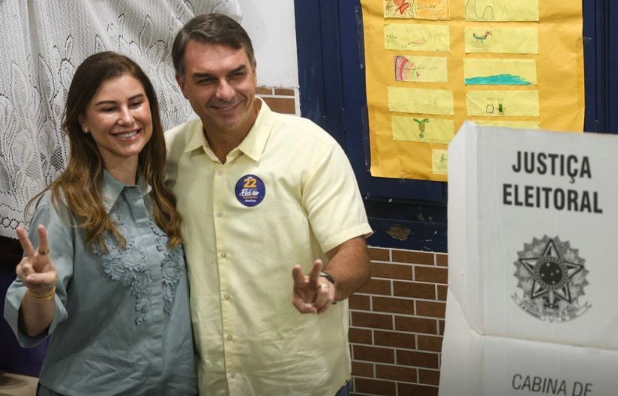 Brasil vota neste domingo; pesquisas indicam disputa apertada com vitória de Bolsonaro